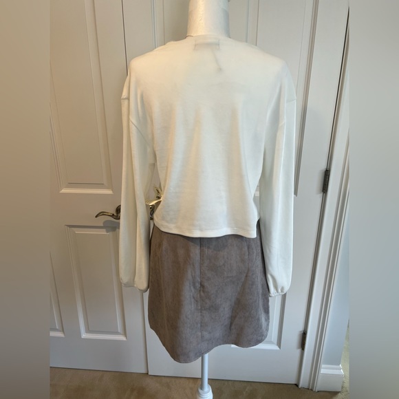 Altar’d State Top - Picture 2 of 9